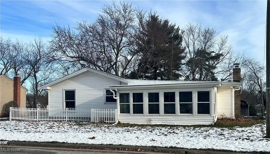 727 Circle Hill Se Road, North Canton, OH 44720 - Image #2