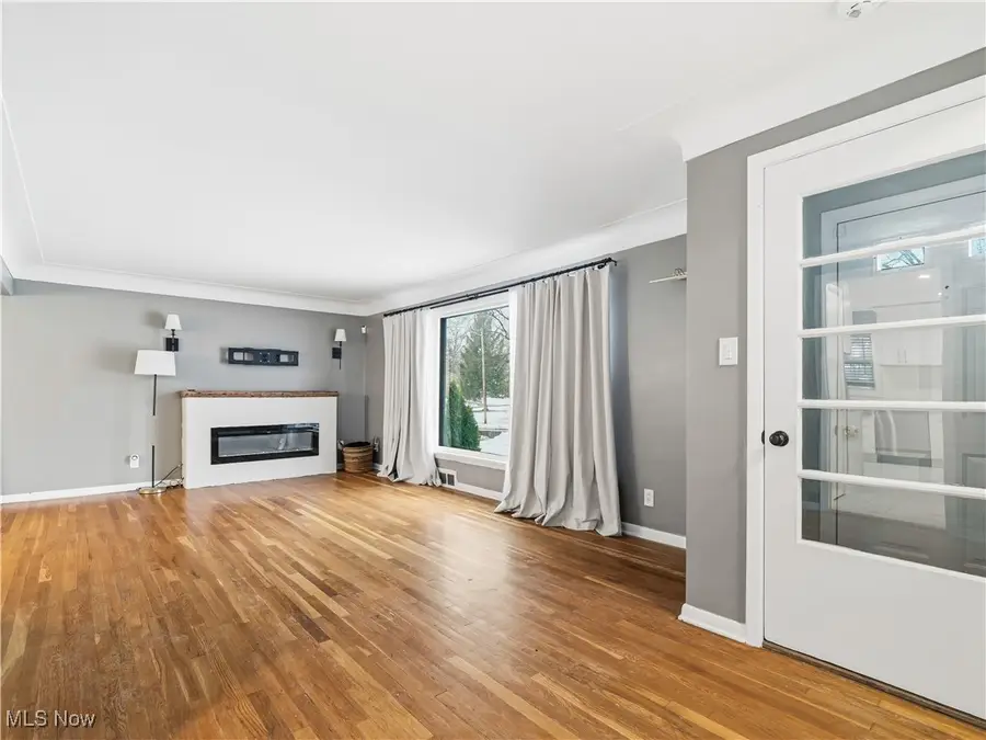 3609 E Scarborough Road, University Heights, OH 44118 - Image #3