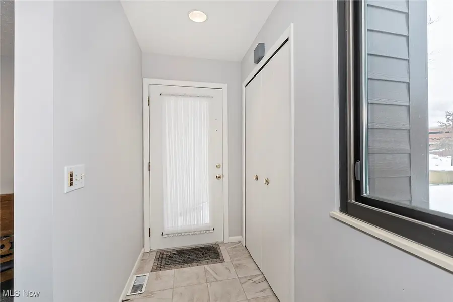 245 Quail Roost, Mayfield Heights, OH 44124 - Image #3