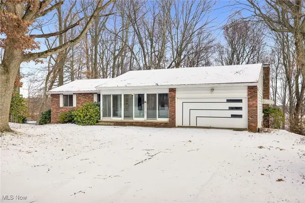 3133 Fair Oaks Drive, Norton, OH 44203