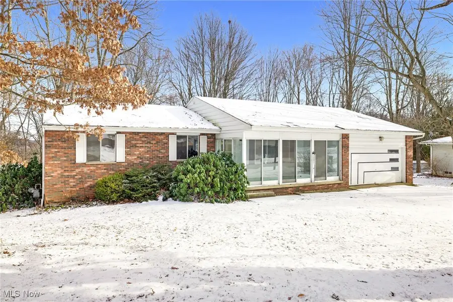 3133 Fair Oaks Drive, Norton, OH 44203 - Image #2