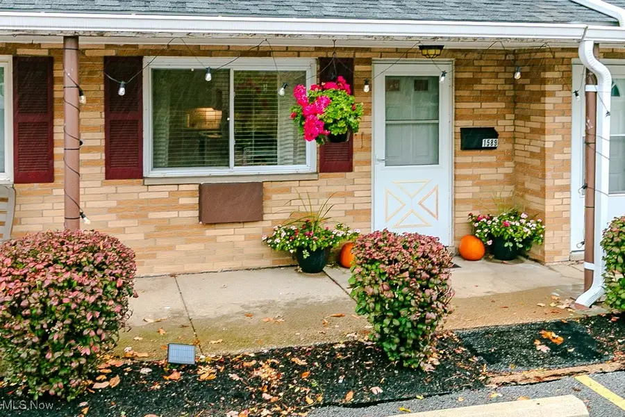 1589 Lee Terrace #F7, Wickliffe, OH 44092 - Image #2