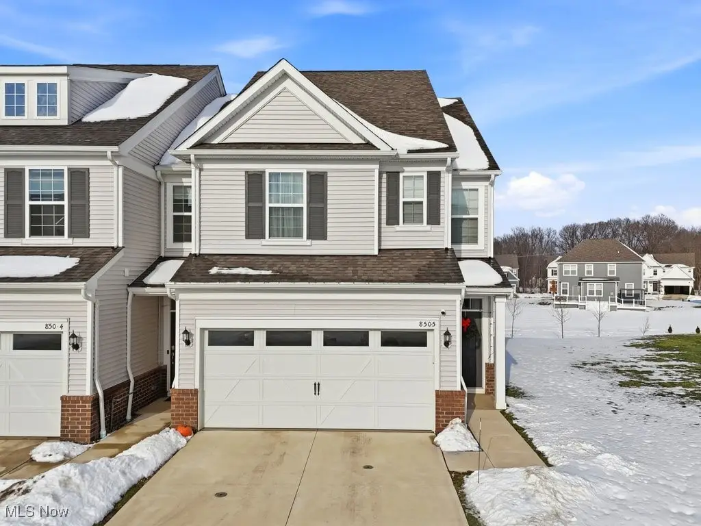 850 Dipper Lane #5, Aurora, OH 44202 - Image #1