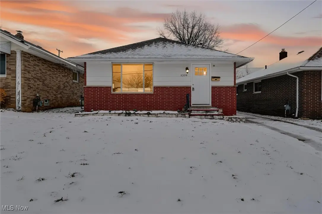 5239 E 102nd Street, Garfield Heights, OH 44125 - Image #1