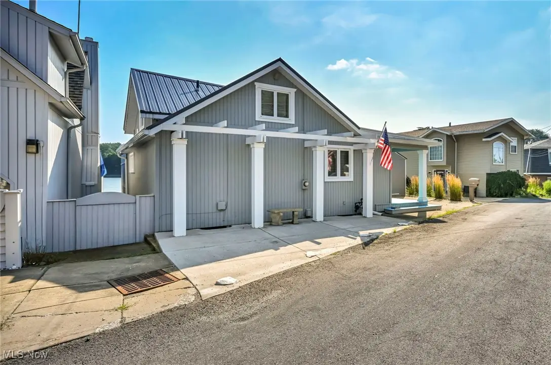 552 Saunders Avenue, Akron, OH 44319 - Image #1