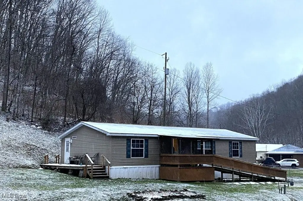 1238 Clio Road, Clendenin, WV 25045 - Image #1