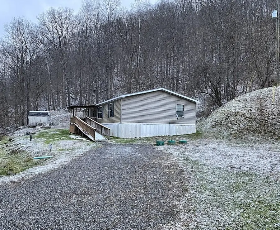 1238 Clio Road, Clendenin, WV 25045 - Image #2