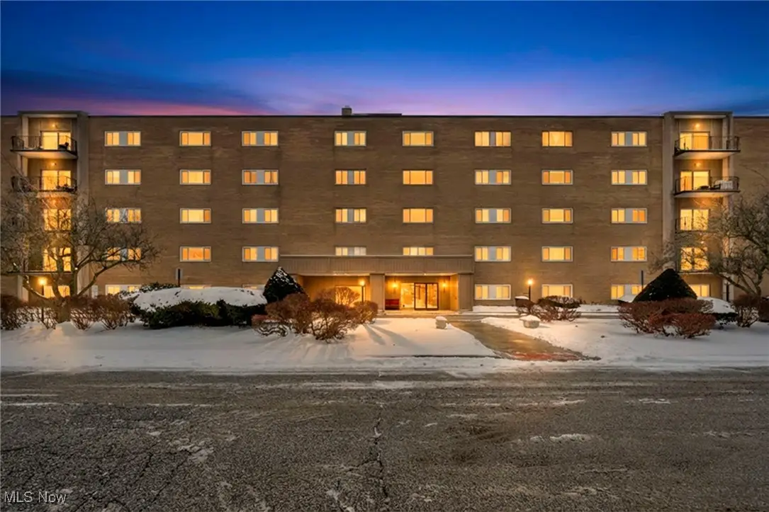 20333 Detroit Road, Rocky River, OH 44116 - Image #1