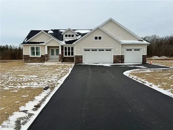 6916 S Raccoon Road, Canfield, OH 44406