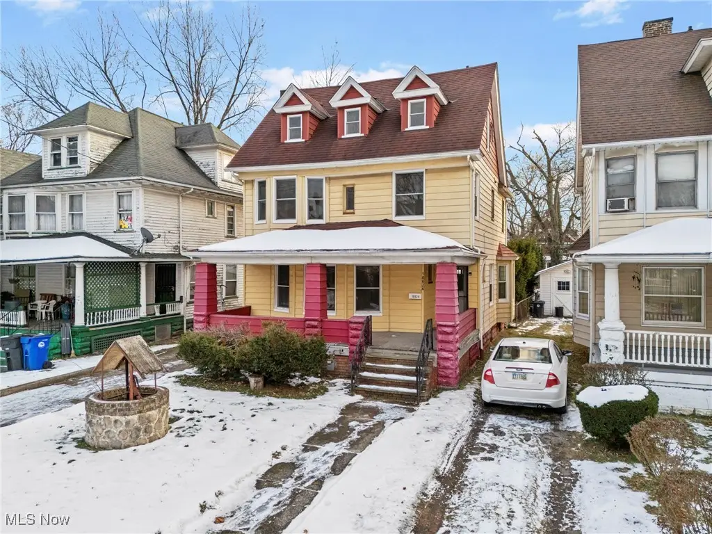10624 Grantwood Avenue, Cleveland, OH 44108 - Image #1