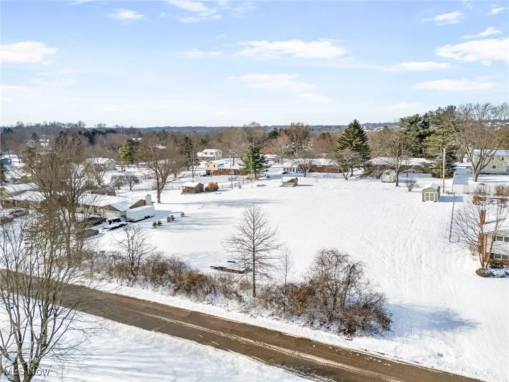 E Wadora Nw Circle, North Canton, OH 44720 - Image #1