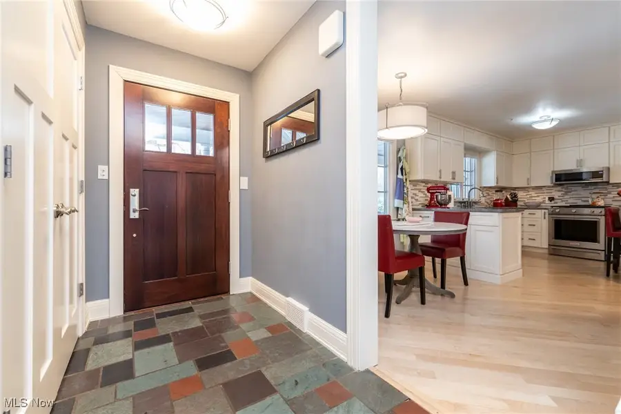 26161 Shaker Boulevard, Beachwood, OH 44122 - Image #2