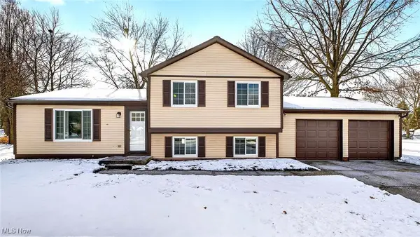 1028 Sherwood Drive, Macedonia, OH 44056