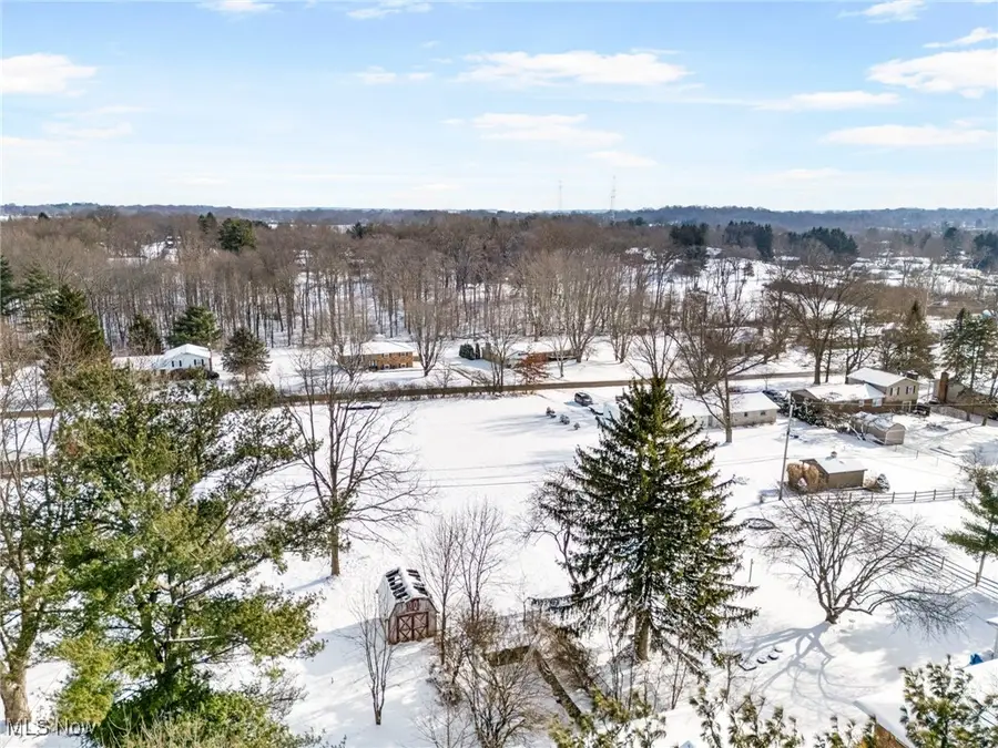 E Wadora Nw Circle, North Canton, OH 44720 - Image #3