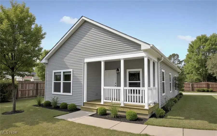 132 Greencroft Road, Bedford, OH 44146 - Image #2