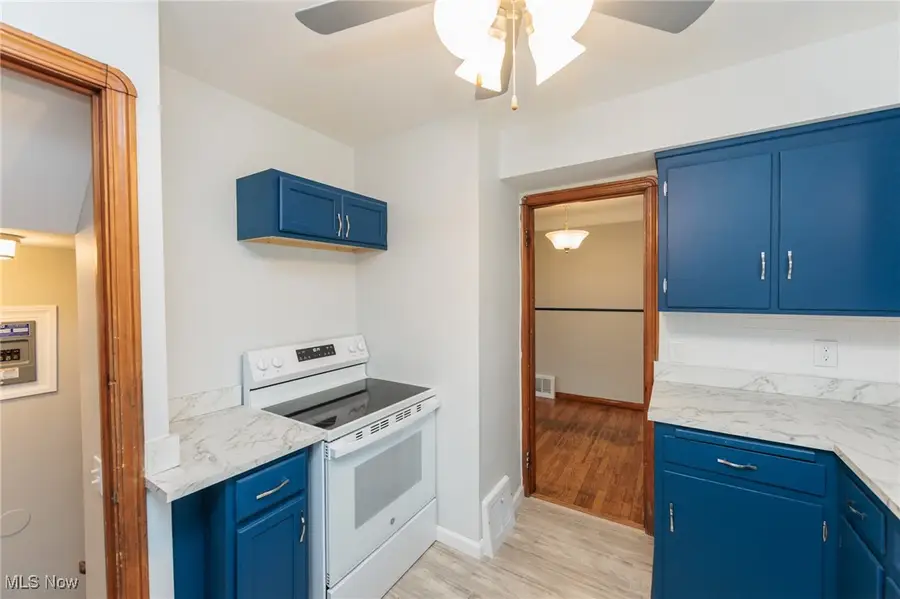 6130 Westminster Drive, Parma, OH 44129 - Image #2