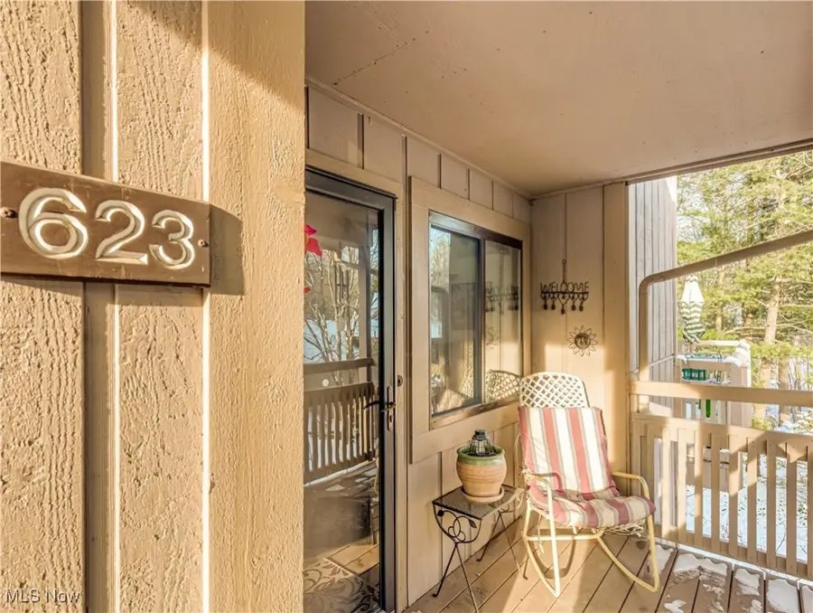 623 Meredith Lane, Cuyahoga Falls, OH 44223 - Image #2