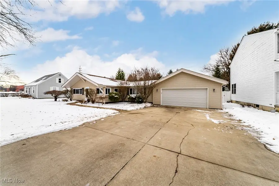 148 Englewood Drive, Avon Lake, OH 44012 - Image #2