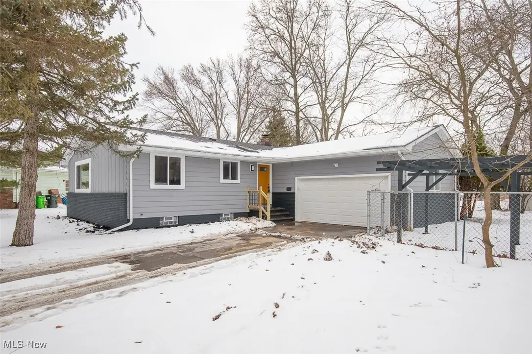 706 Archer Road, Bedford, OH 44146 - Image #1