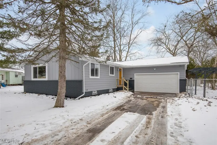 706 Archer Road, Bedford, OH 44146 - Image #2