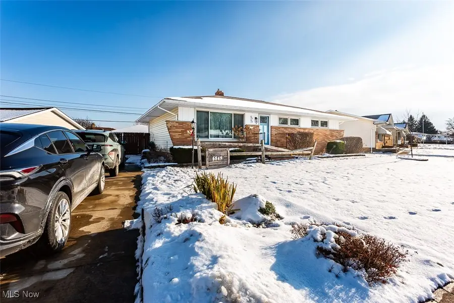 6849 Lantern Lane, Parma Heights, OH 44130 - Image #3