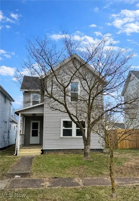 914 S Lawn Avenue, Coshocton, OH 43812 - Image #1