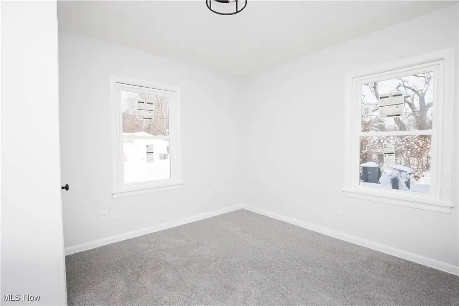 1093 Valdes Avenue, Akron, OH 44320 - Image #2