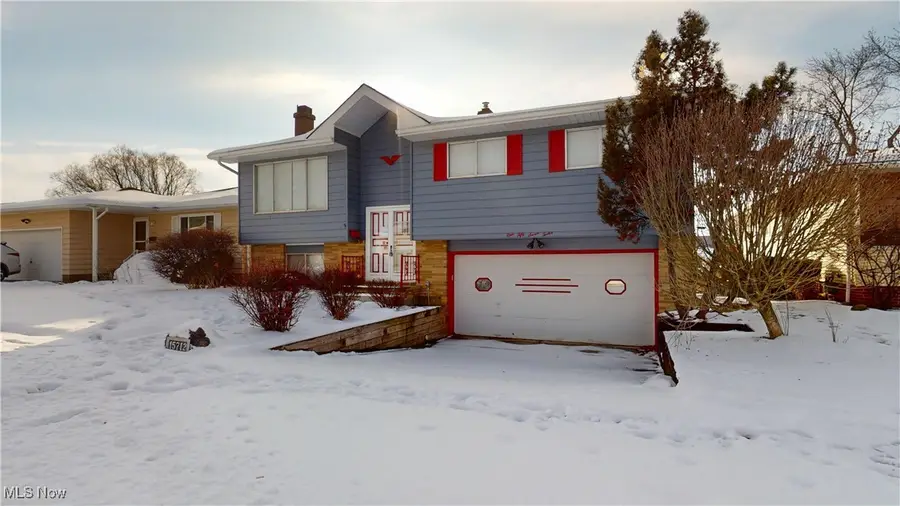 15712 Mendota Avenue, Maple Heights, OH 44137 - #2