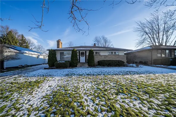 6691 Crenshaw Drive, Parma Heights, OH 44130