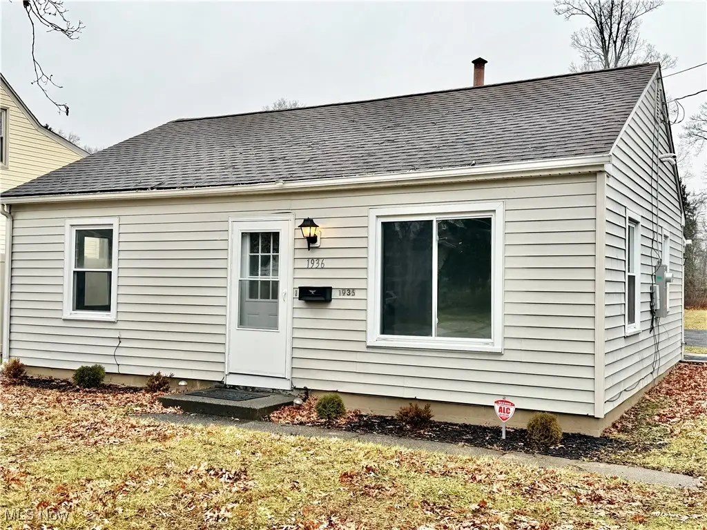 1936 Norwood Nw Avenue, Warren, OH 44485 - Image #1