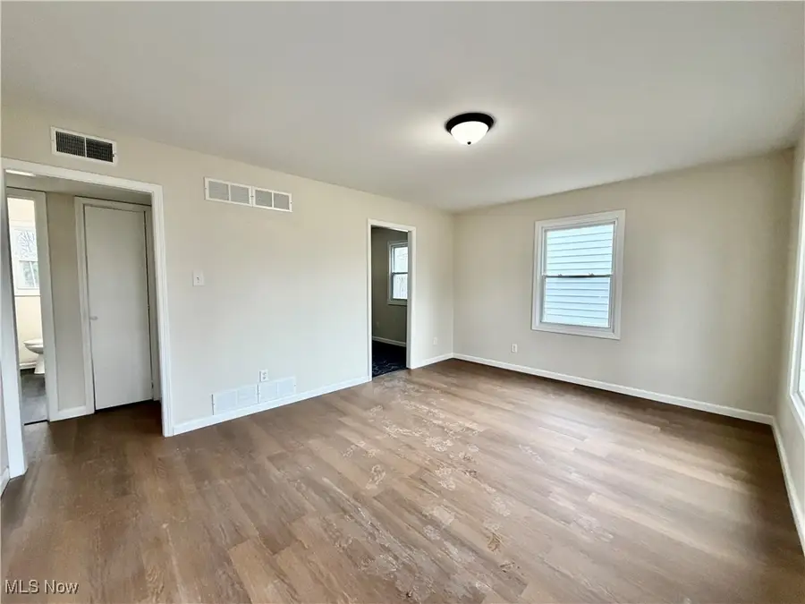 1936 Norwood Nw Avenue, Warren, OH 44485 - Image #2