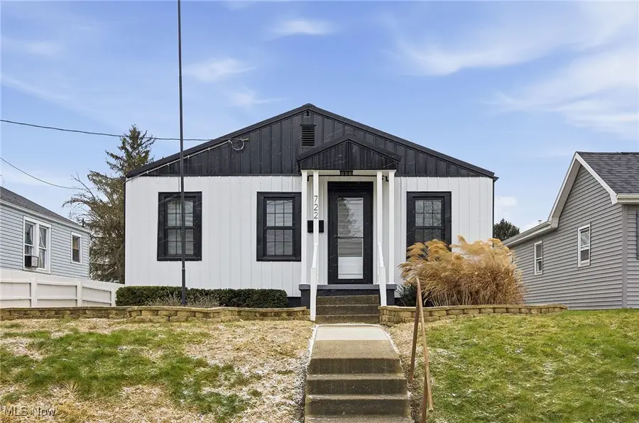 722 Indiana Street, Zanesville, OH 43701 - #2