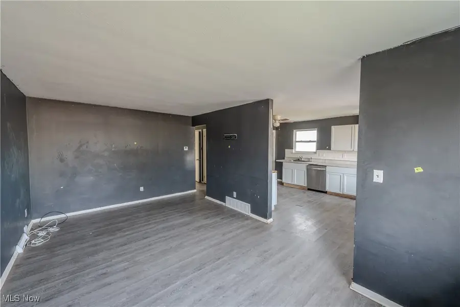 6505 Flowerdale Avenue, Cleveland, OH 44144 - Image #3