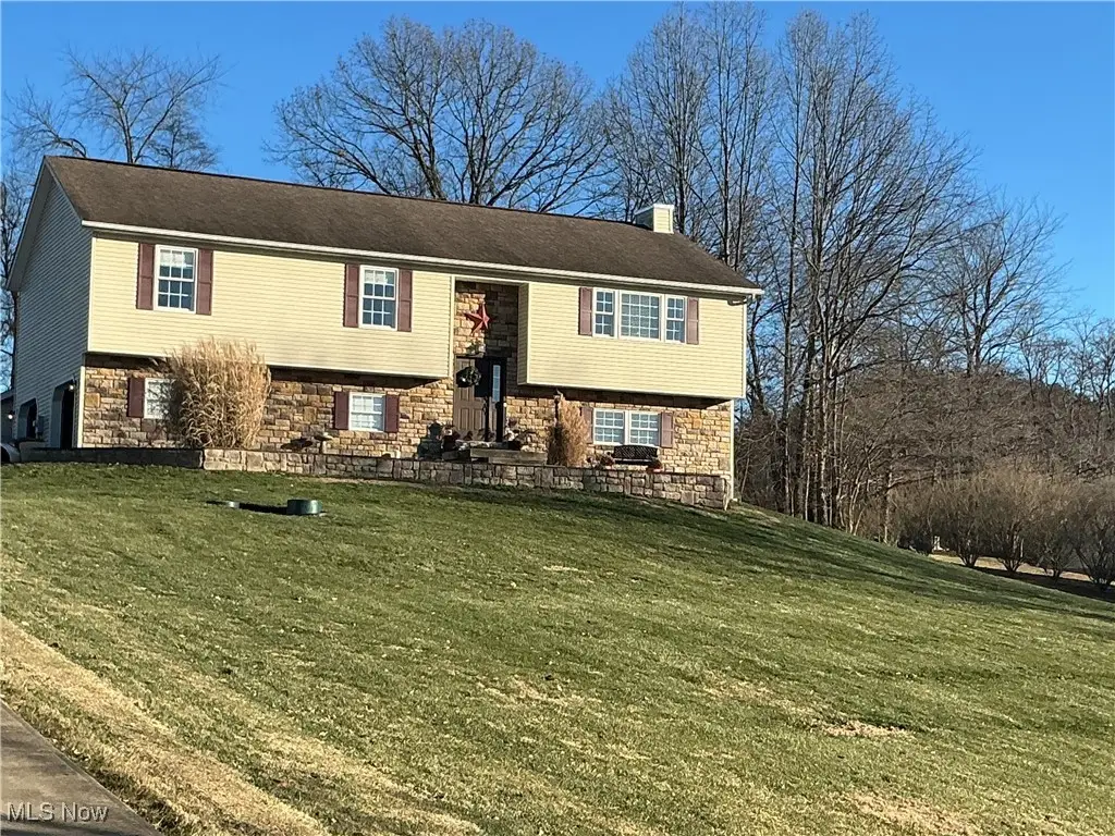 7034 Eaglepoint Drive, Nashport, OH 43830 - Image #1