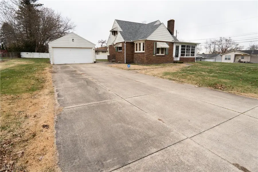 333 17th Nw Street, Barberton, OH 44203 - Image #2