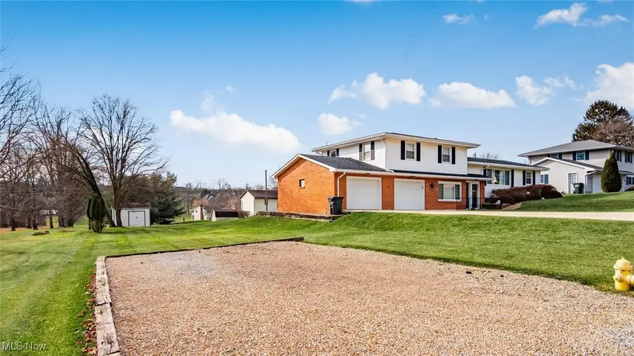 350 Walker Drive, Zanesville, OH 43701 - #2