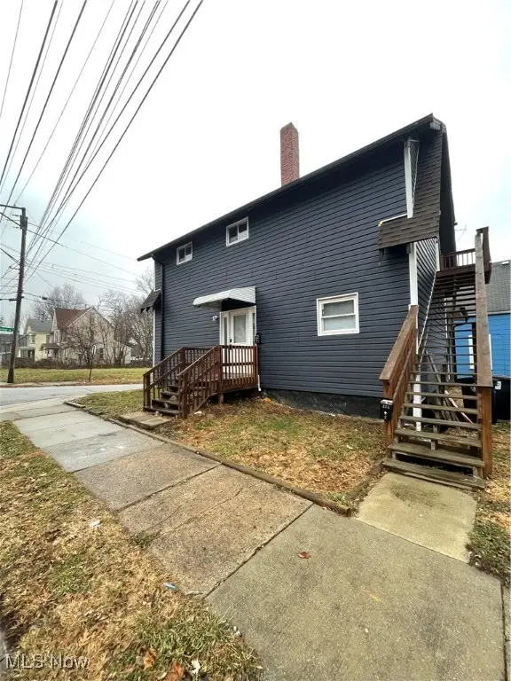 375 Mcgowan Street, Akron, OH 44306 - Image #2