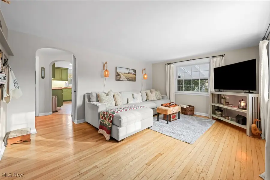 323 Tyson Avenue, Akron, OH 44319 - Image #2