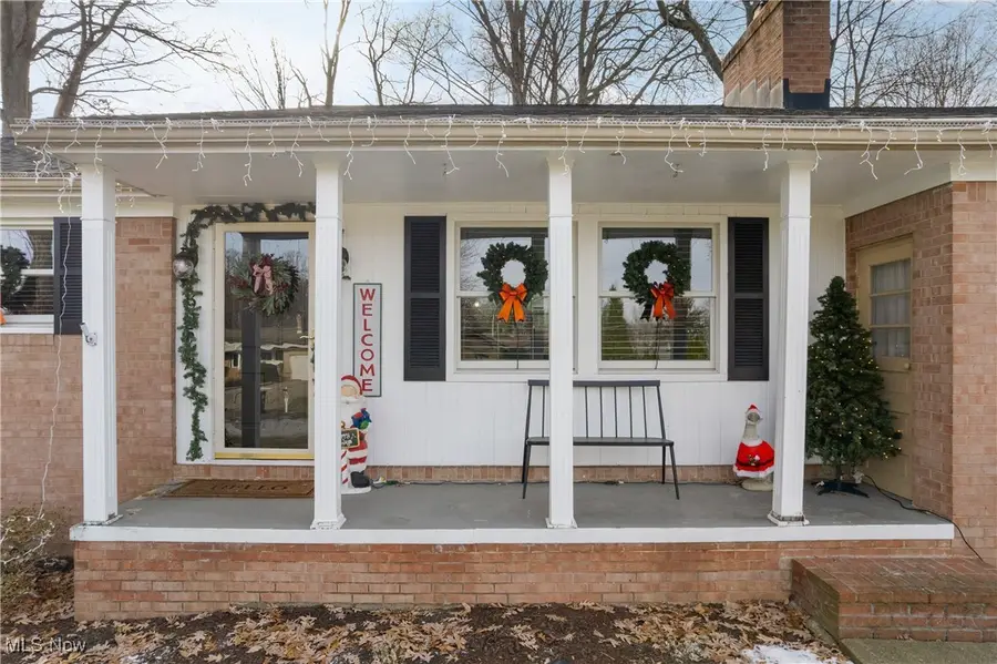 3227 Greenpark Nw Street, Massillon, OH 44646 - Image #3