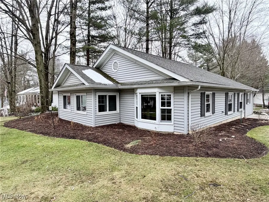 102 Burlington Oval Drive, Chardon, OH 44024 - Image #2