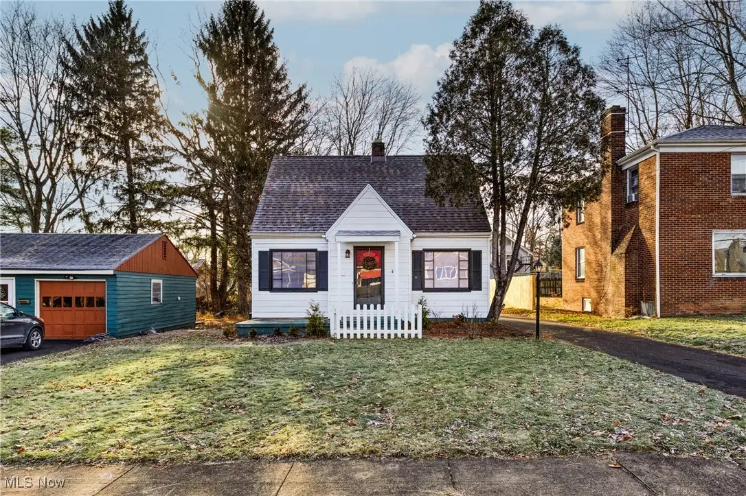 41 Roslyn Drive, Youngstown, OH 44505 - Image #1