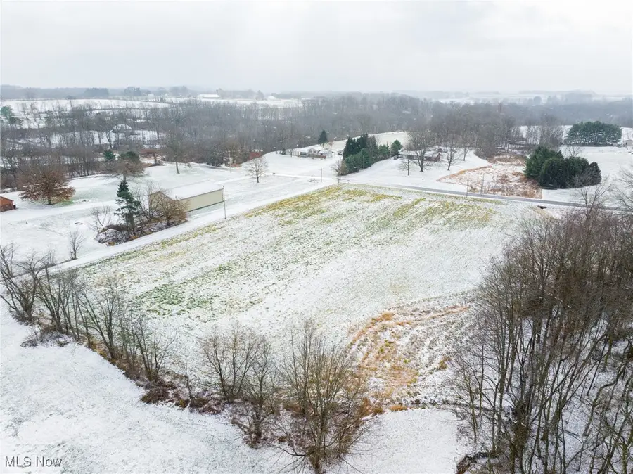 14361 Stanwood Sw Street, Navarre, OH 44662 - #2