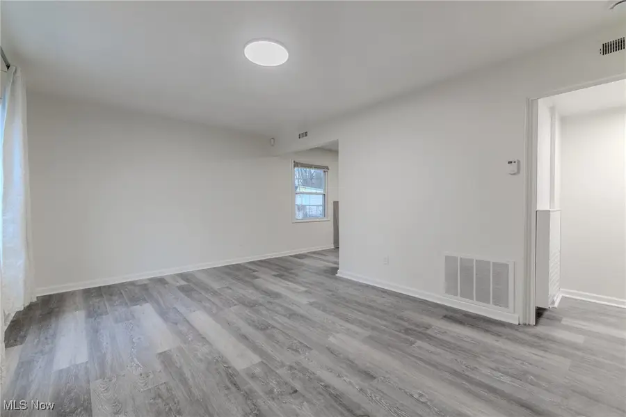 19414 Meadowlark Lane, Warrensville Heights, OH 44128 - Image #2