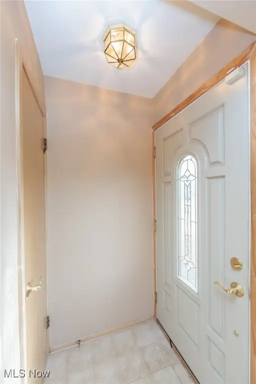 10334 Moore Drive, Parma, OH 44130 - Image #3