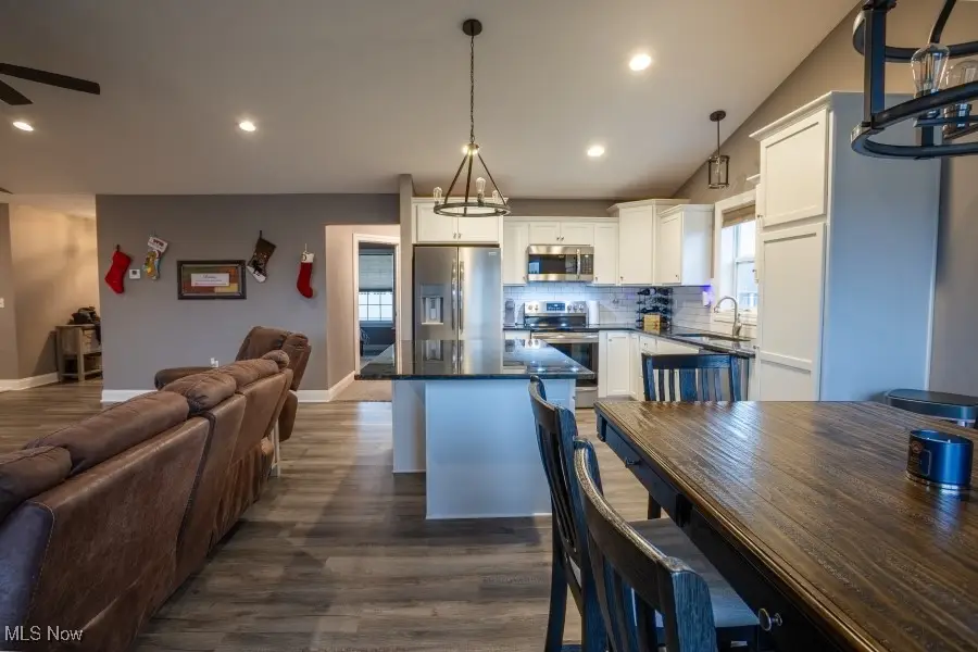 937 Crockett Circle, Canal Fulton, OH 44614 - Image #3