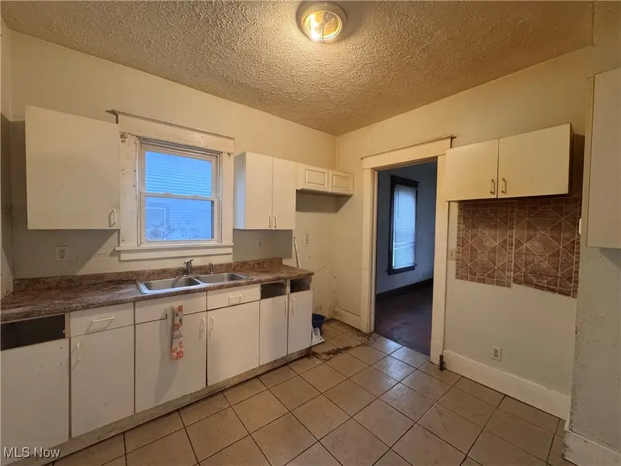 1644 Jacobs Road, Youngstown, OH 44505 - Image #2