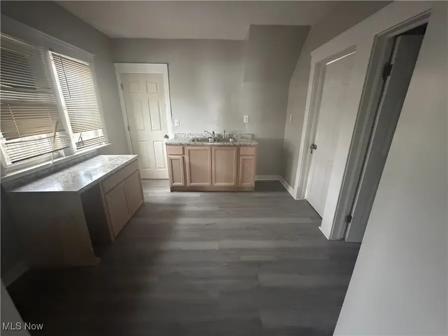 3856 W 18th Street, Cleveland, OH 44109 - Image #3