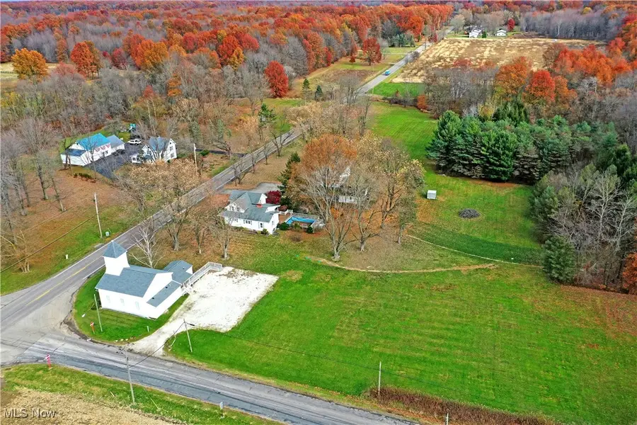 305 Ridge Road, Cortland, OH 44410 - Image #3