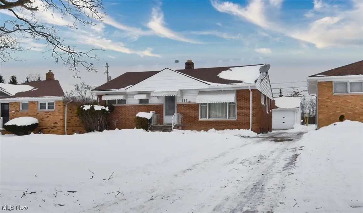 123 Willard Avenue, Bedford, OH 44146 - #1