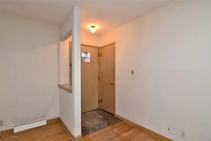 123 Willard Avenue, Bedford, OH 44146 - #2